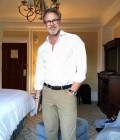 Rencontre Homme France à Paris  : Olivier, 44 ans